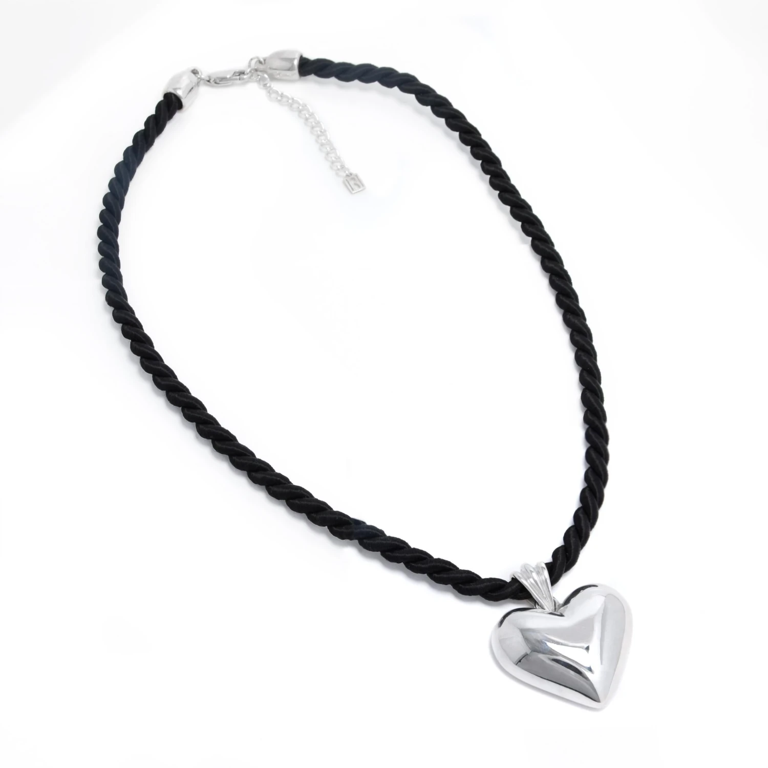 Ruth Nyc, Heavy Heart Pendant In Sterling Silver 6 Ruth Nyc, Heavy Heart Pendant In Sterling Silver – Image 4