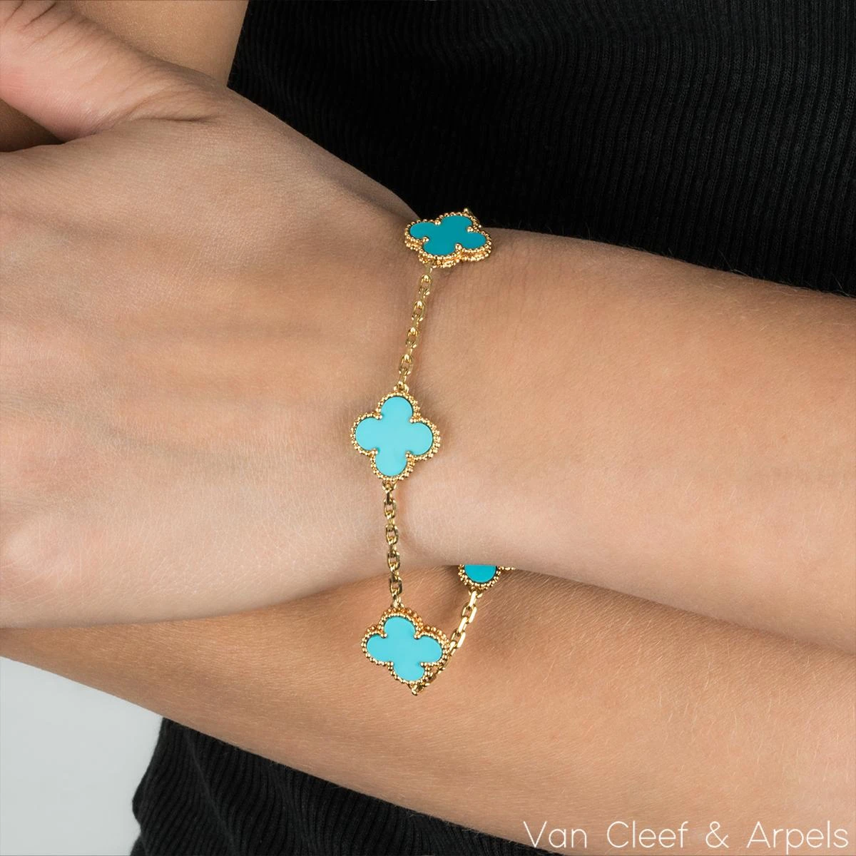 Van Cleef & Arpels Turquoise Vintage Alhambra Bracelet VCARA4200 8 Van Cleef & Arpels Turquoise Vintage Alhambra Bracelet VCARA4200 – Image 6