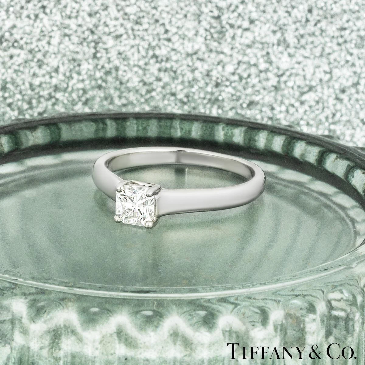 Tiffany & Co. Platinum Lucida Cut Diamond Ring 0.53 Carat H/VVS1 10 Tiffany & Co. Platinum Lucida Cut Diamond Ring 0.53 Carat H/VVS1 – Image 8