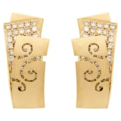 Champagne Diamonds 18 Karat Yellow Gold Veil Earrings