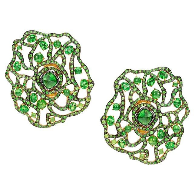 18 Karat Yellow Gold And Tsavorites Earclips 3 18 Karat Yellow Gold And Tsavorites Earclips