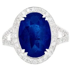 Unknown Sapphire 6.51 Carat Ring With Diamond Halo 0.70 Carats Total 18k Gold