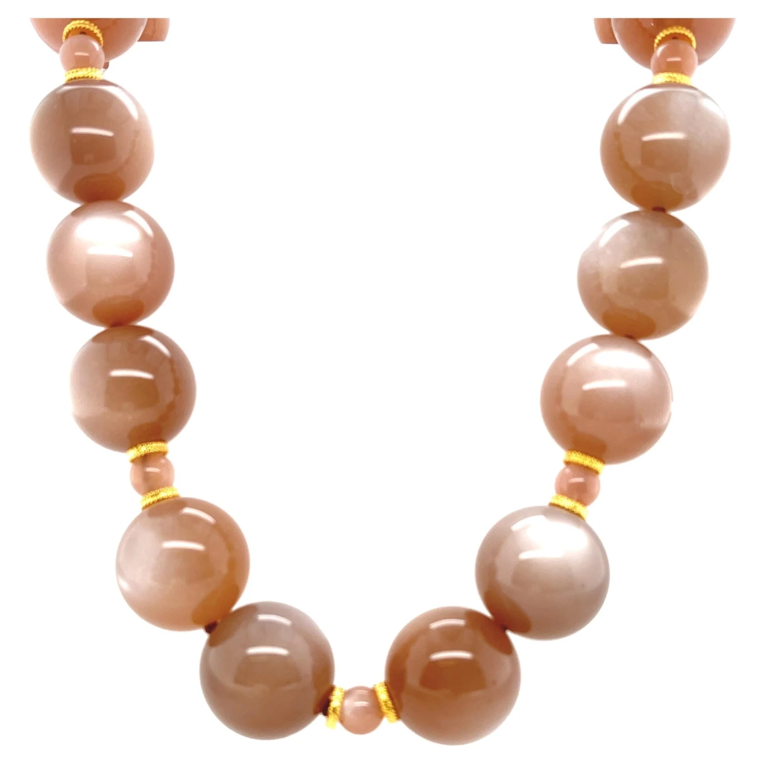 Peach Moonstone Beaded Necklace With Yellow Gold Clasp 3 Peach Moonstone Beaded Necklace With Yellow Gold Clasp