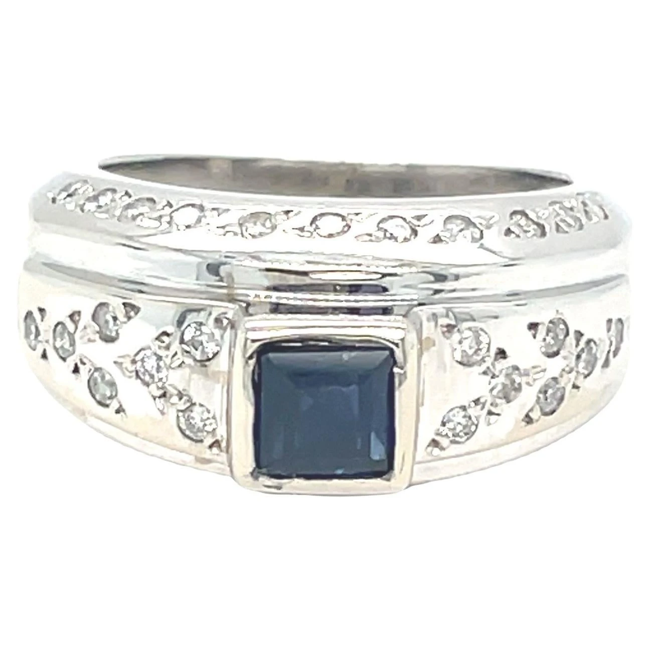 Unknown 14k White Gold Square Sapphire Scattered Diamond Ring 3 Unknown 14k White Gold Square Sapphire Scattered Diamond Ring