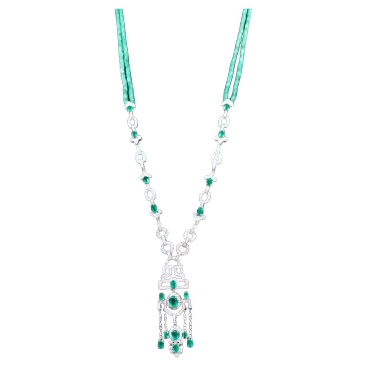 Amazing Art Deco Design With 15.65 Carats Of Emeralds And Diamonds On Necklace 3 Amazing Art Deco Design With 15.65 Carats Of Emeralds And Diamonds On Necklace