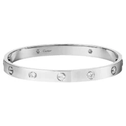 Cartier Love 4 Diamonds 18 Carat White Gold Bracelet 9 Cartier Love 4 Diamonds 18 Carat White Gold Bracelet -Mode Bijouterie Magasin j 19330012 1684416933248 bg processed