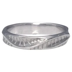 18 Karat White Gold Dune Pattern Band By K.Mita, Small Size