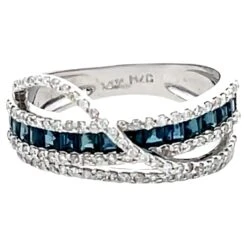 Unknown Diamond And Sapphire Ring In 14k White Gold