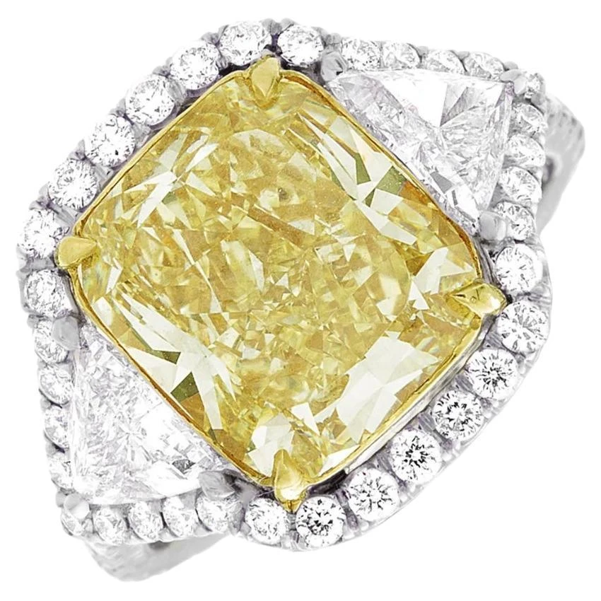 GIA Certified Fancy Yellow Diamond Of 5.01 Carats Ring VVS2 3 GIA Certified Fancy Yellow Diamond Of 5.01 Carats Ring VVS2