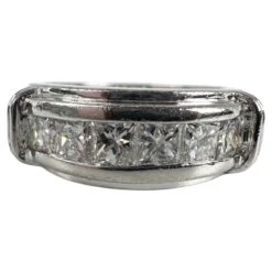 Unknown Substantial Diamond Wedding Band Platinum Diamond Ring 0.75 Carat