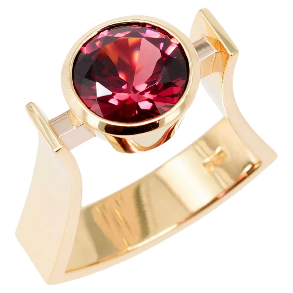 Round 4.49 Carat Crimson Rhodolite Garnet Fashion Ring 3 Round 4.49 Carat Crimson Rhodolite Garnet Fashion Ring
