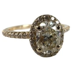Unknown Oval Diamond Engagement Ring 14 Karat Yellow Gold Diamond Ring