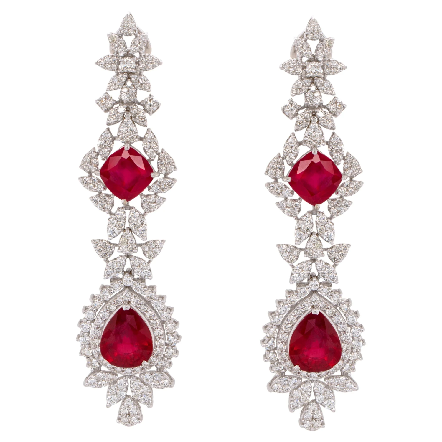 Unknown Very Fine Ruby Earrings With Diamonds 18 Carats Total 18K Gold 3 Unknown Very Fine Ruby Earrings With Diamonds 18 Carats Total 18K Gold