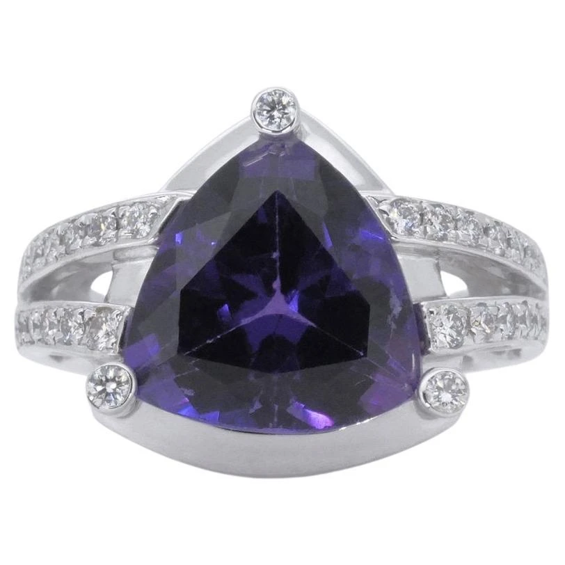 18k White Gold Split Shank Ring W/ 4.08ct Amethyst And Natural Diamonds IGI Cert 3 18k White Gold Split Shank Ring W/ 4.08ct Amethyst And Natural Diamonds IGI Cert