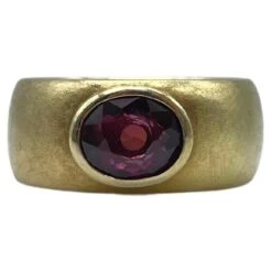 Unknown Big Powerful Men Ring With Amethyst