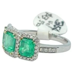 Unknown Natural Vivid 2 Carat Colombian Emerald Diamond Ring 18ct White Gold Valuation -Mode Bijouterie Magasin j 19647552 1687516366677 bg processed