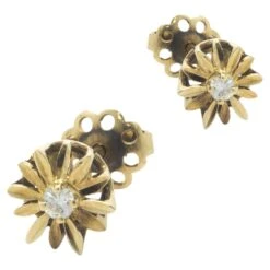 Unknown 14 Karat Yellow Gold Diamond Flower Stud Earrings