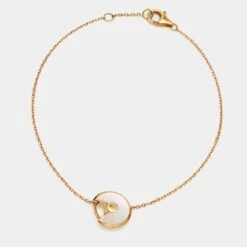 Cartier Amulette De Cartier Mother Of Pearl Diamond 18k Yellow Gold XS Model -Mode Bijouterie Magasin luxury women cartier used fine jewelry p795791 002 master