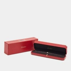 Cartier Amulette De Cartier Mother Of Pearl Diamond 18k Yellow Gold XS Model -Mode Bijouterie Magasin luxury women cartier used fine jewelry p795791 003 master