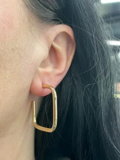14 Karat Yellow Gold Square Hoop Earrings Grams Made In Italy 4 Grams -Mode Bijouterie Magasin mobilejpegupload 1682626510532 master