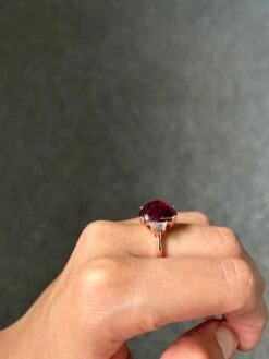 9.13 Carat Pink Tourmaline Sugarloaf And Diamond Three Stone Engagement Ring -Mode Bijouterie Magasin mobilejpegupload 1683953273287 master