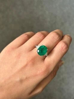 Certified 7.12 Carat Emerald And Diamond Three Stone Engagement Ring -Mode Bijouterie Magasin mobilejpegupload 1686908683131 master