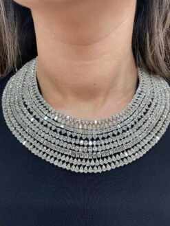Diamond Bib Extra Large Cluster Necklace 265 Carats 18 Karat White Gold -Mode Bijouterie Magasin mobilejpegupload 1687308152641 master