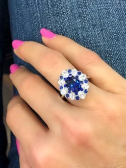 3.11 Carat Oval Blue Sapphire And Diamond Ring -Mode Bijouterie Magasin mobilejpegupload 1F487CA6AC1A47CA80D15070F56F7FB7 master