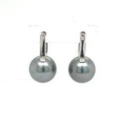 18 Karat White Gold Tahitian Diamond Drop Earrings 0.61 Carats -Mode Bijouterie Magasin mobilejpegupload 22F07BFEC2324348BD545EA766F8FE6C master