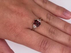 2.08 Carat Emerald Cut Reddish Brown Sapphire And Diamond Platinum Ring -Mode Bijouterie Magasin mobilejpegupload 24A43AE78EB24ECDB8B15C0672FBC1A5 master