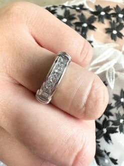 Unknown Princess Cut Diamond Wedding Band Made In Platinum 1.02 Carats -Mode Bijouterie Magasin mobilejpegupload 4EFB9E2CEB784847AC48B6B1489D62B8 master