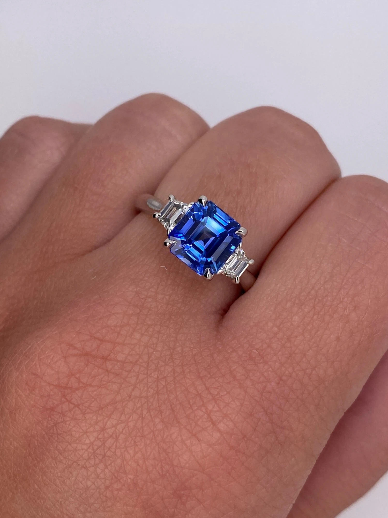 3.18 Carat Emerald Cut Blue Sapphire And Diamond Ring 8 3.18 Carat Emerald Cut Blue Sapphire And Diamond Ring – Image 6