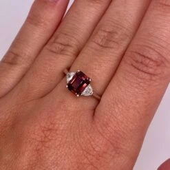 2.08 Carat Emerald Cut Reddish Brown Sapphire And Diamond Platinum Ring -Mode Bijouterie Magasin mobilejpegupload 7F643F6F591C4A469CAFA4EB730BCEF4 master