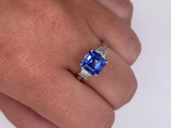 3.18 Carat Emerald Cut Blue Sapphire And Diamond Ring 12 3.18 Carat Emerald Cut Blue Sapphire And Diamond Ring -Mode Bijouterie Magasin mobilejpegupload B2076FA2DCCE42078B615CA9A8DE94D0 master