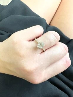 Unknown Oval Diamond Engagement Ring 14 Karat Yellow Gold Diamond Ring 15 Unknown Oval Diamond Engagement Ring 14 Karat Yellow Gold Diamond Ring -Mode Bijouterie Magasin mobilejpegupload C42897F7D22746A39A0214EF5D06FC08 master