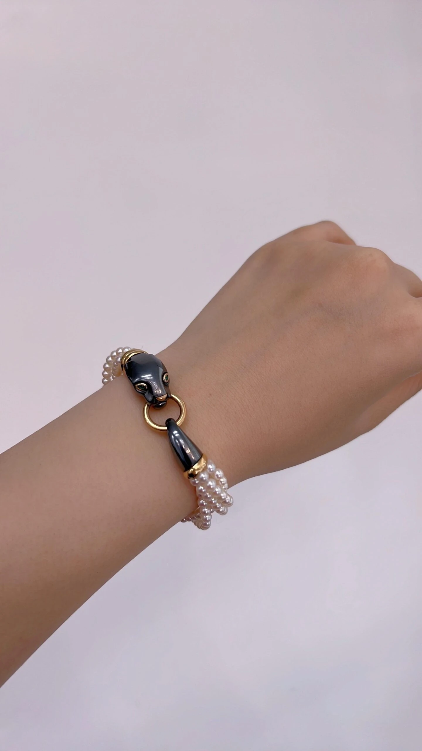 Cartier, 18K Gold Panthere Pearl And Silverium Bracelet 10 Cartier, 18K Gold Panthere Pearl And Silverium Bracelet – Image 8