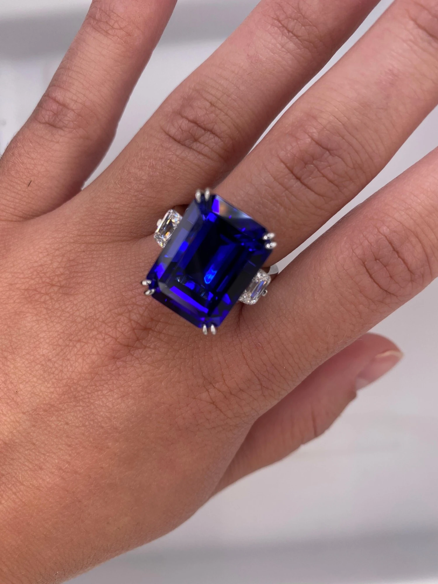 19.97 Carat Emerald Cut Blue Tanzanite And Diamond Ring 7 19.97 Carat Emerald Cut Blue Tanzanite And Diamond Ring – Image 5
