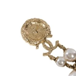Chanel Pearl Drop Asymetrical Chandelier Earrings -Mode Bijouterie Magasin mobilejpegupload E2CA5099E6EC41D39D2529B60BB567AA master