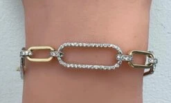 Unknown 14K Two-Tone Paper-Clip Oval Shape Bracelet With 1.56 Carats Of Natural Diamonds -Mode Bijouterie Magasin mobilejpegupload F8158E4BD4A04937ABE206BB53D0EBF8 master