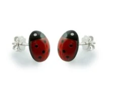 18 Karat White Gold Mediterranean Coral Ladybug Stud Earrings -Mode Bijouterie Magasin orecchini coccinella 2 master