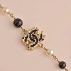 Chanel CC 3 Logos Crystal Pearl & Beaded Long Necklace -Mode Bijouterie Magasin photo 2023 06 14 09 49 39 master