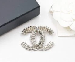 Chanel Brand New Classic Silver CC Baguette Crystal Brooch -Mode Bijouterie Magasin sil cc princess baguette br 2 master